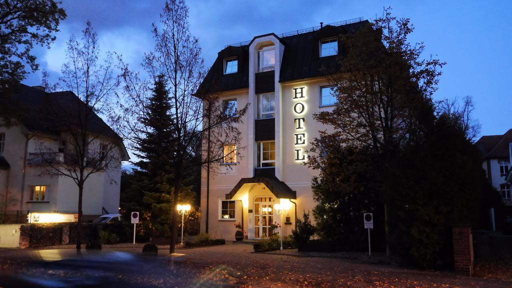 Hotel Brandenburg Koenigs Wusterhausen Bagian luar foto
