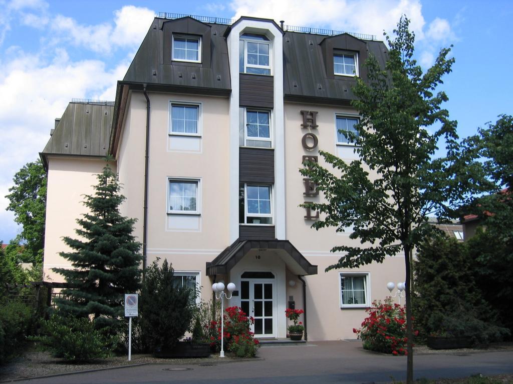Hotel Brandenburg Koenigs Wusterhausen Bagian luar foto